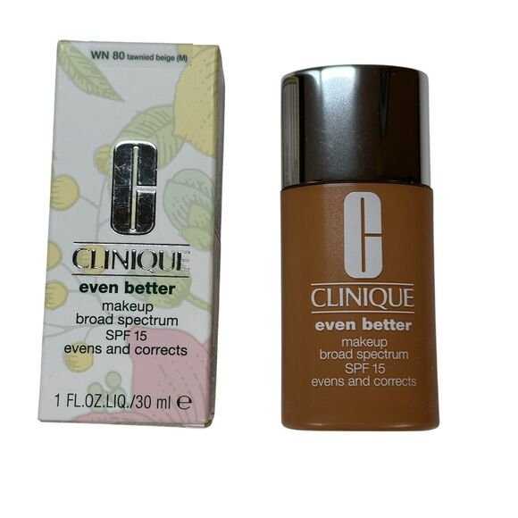 Clinique Even Better Makeup Broad Spectrum SPF 15 Evens & Correct NEW - Picture 1 of 10